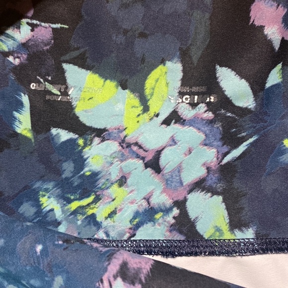 Old Navy High Waisted Women’s Athletic Leggings - Picture 3 of 3